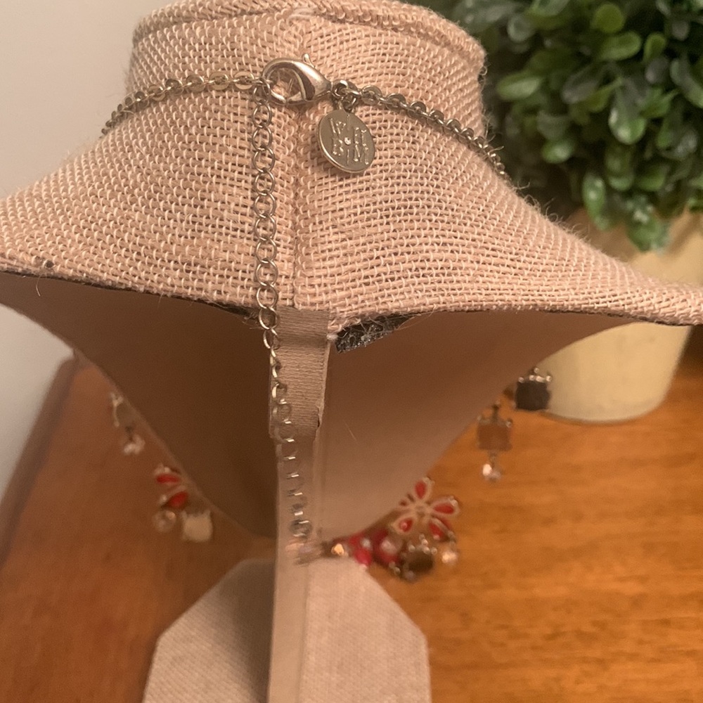 WHBM Drop Gemstones Statement Neck - Picture 3 of 8
